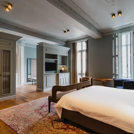 Monastère Hotel