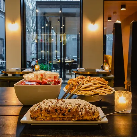 מלון Monastere 4*